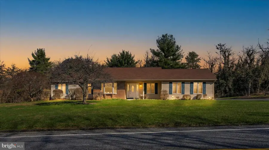 1039 Summer Hill Rd, Auburn, PA 17922 - #2