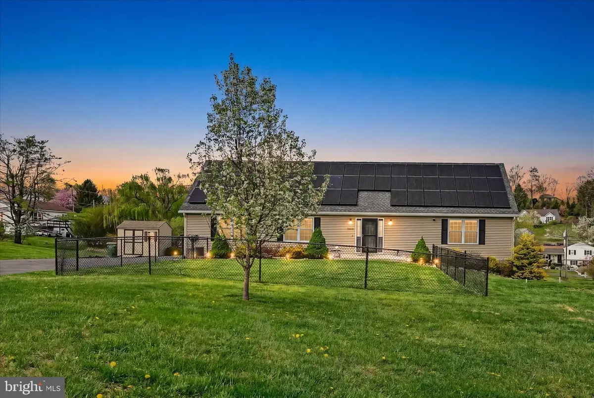 1665 Wampum Dr, Auburn, PA 17922 - #1