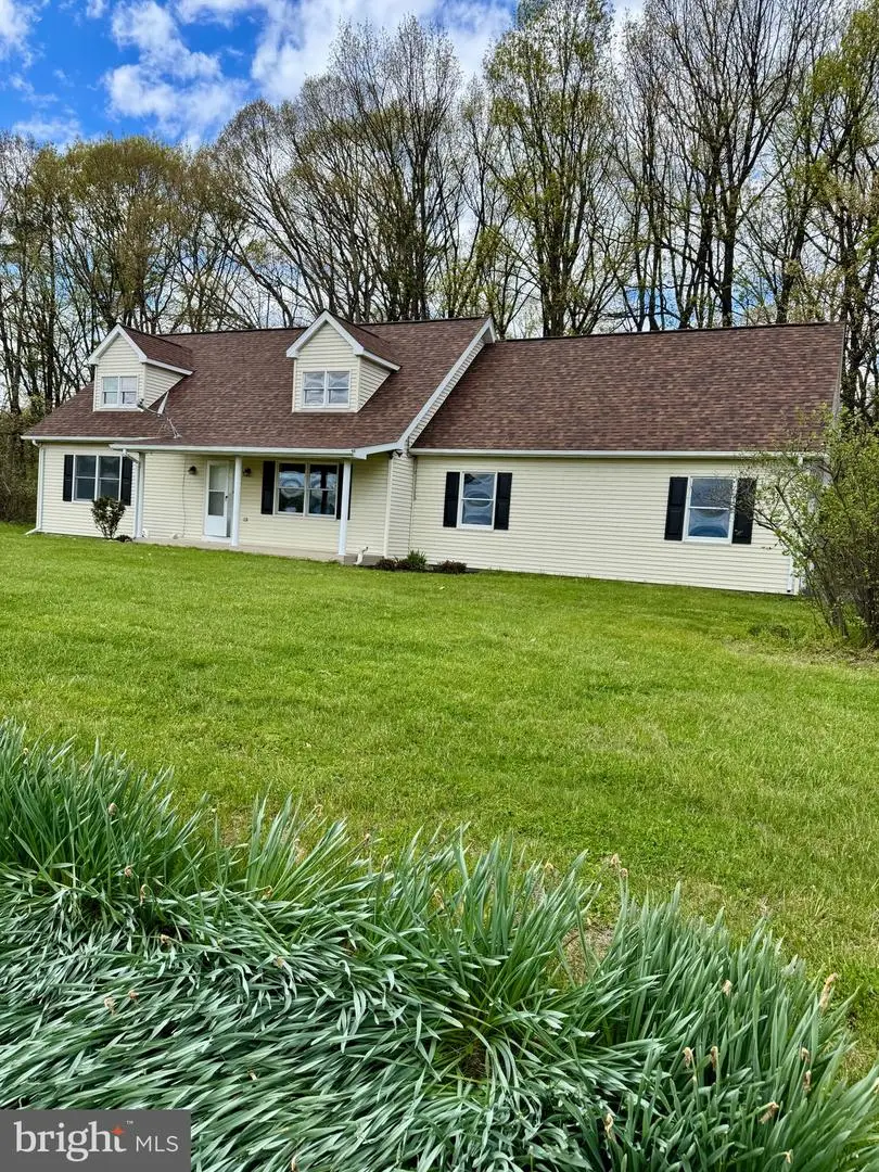 954 Schuylkill Mountain Rd, Schuylkill Haven, PA 17972 - #1
