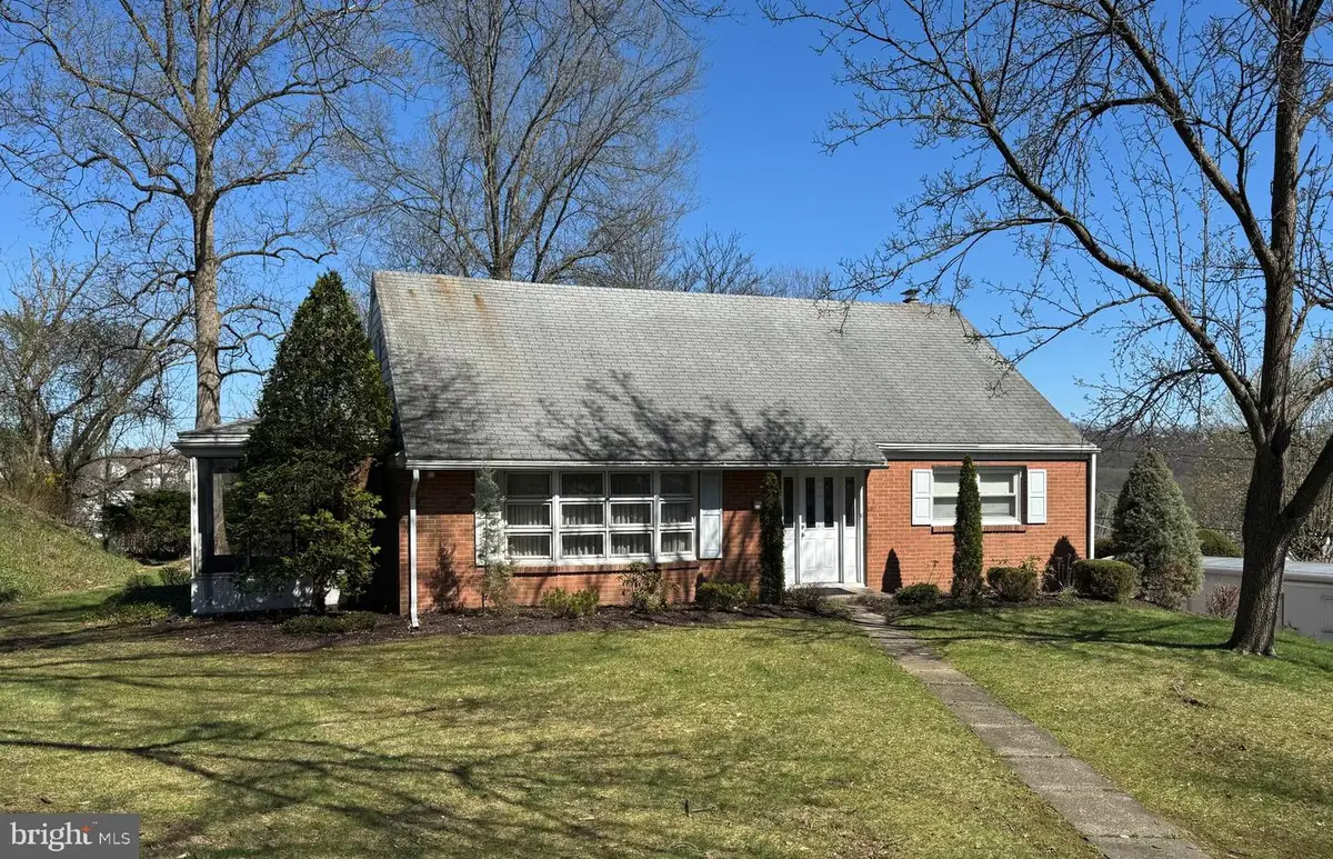 74 Hickory St, Schuylkill Haven, PA 17972 - #1