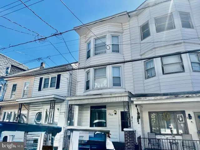 320 W Coal St, Shenandoah, PA 17976 - #2