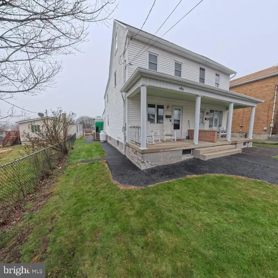 234 S Broad Mountain Ave, Frackville, PA 17931 - #1