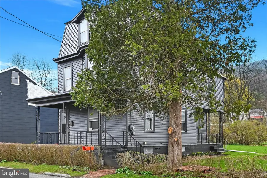 26 Main St, Port Carbon, PA 17965 - #2