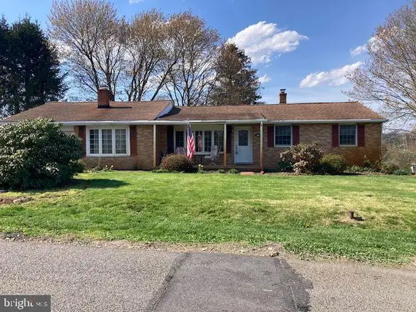33 3rd Ave, POTTSVILLE, PA 17901