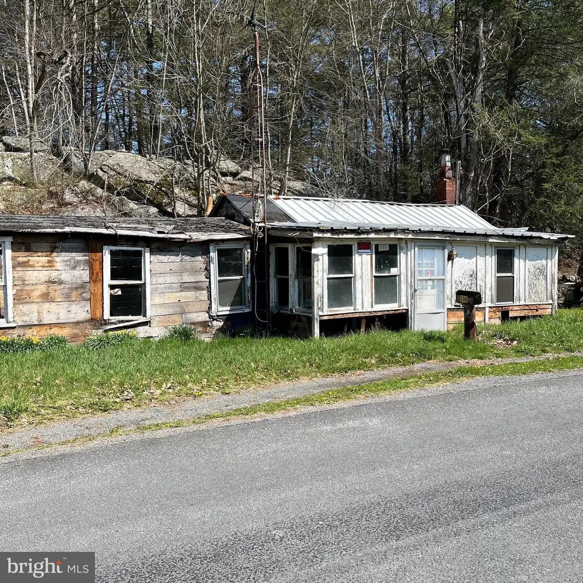 395 Lime Kiln Dr, Andreas, PA 18211 - #1