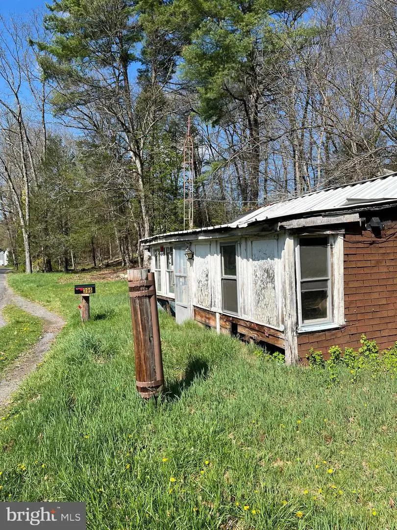 395 Lime Kiln Dr, Andreas, PA 18211 - #2