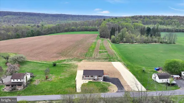 163 Swopes Valley Rd, PINE GROVE, PA 17963