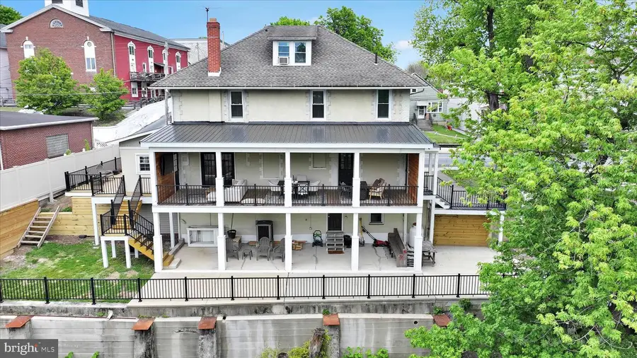 197 Dock St, Schuylkill Haven, PA 17972 - #3