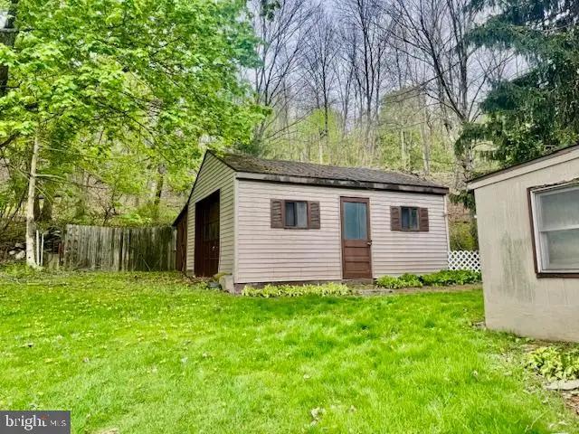 377 Preston Ave, Girardville, PA 17935 - #3