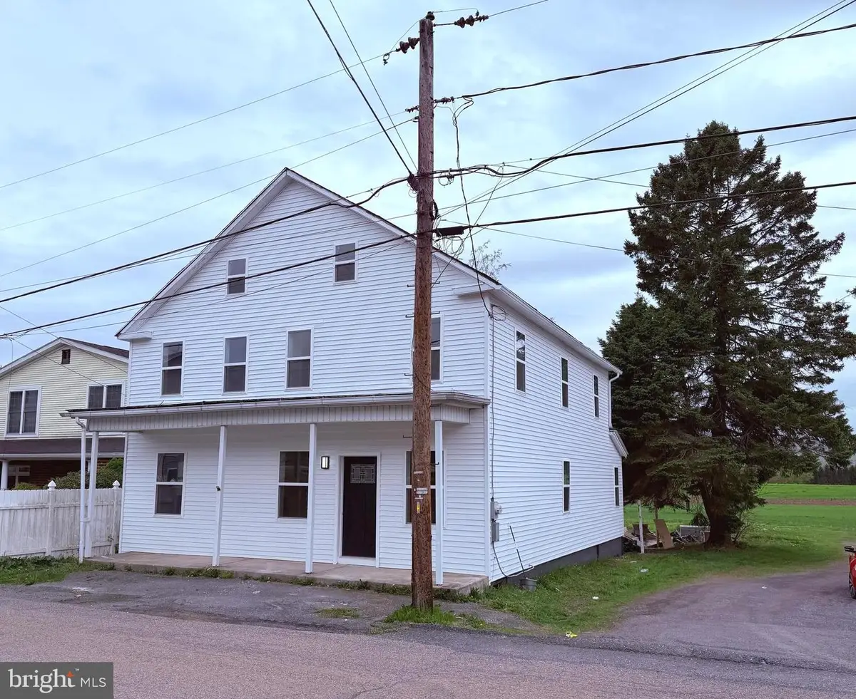 1800 W Wiconisco St, Tower City, PA 17980 - #1