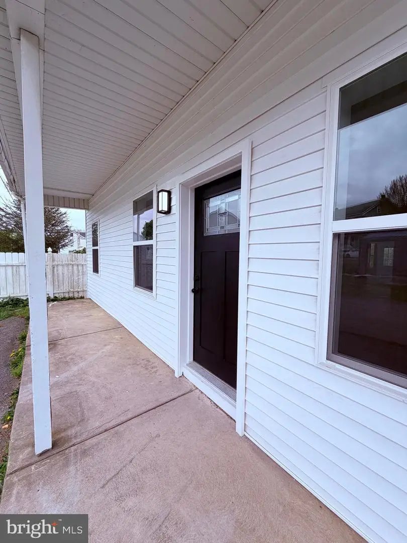 1800 W Wiconisco St, Tower City, PA 17980 - #2