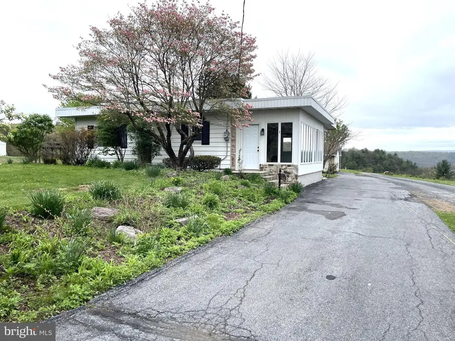 71 W Second Mountain Rd, Pottsville, PA 17901 - #2