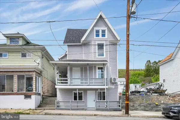 111-113 E Grand Ave, TOWER CITY, PA 17980