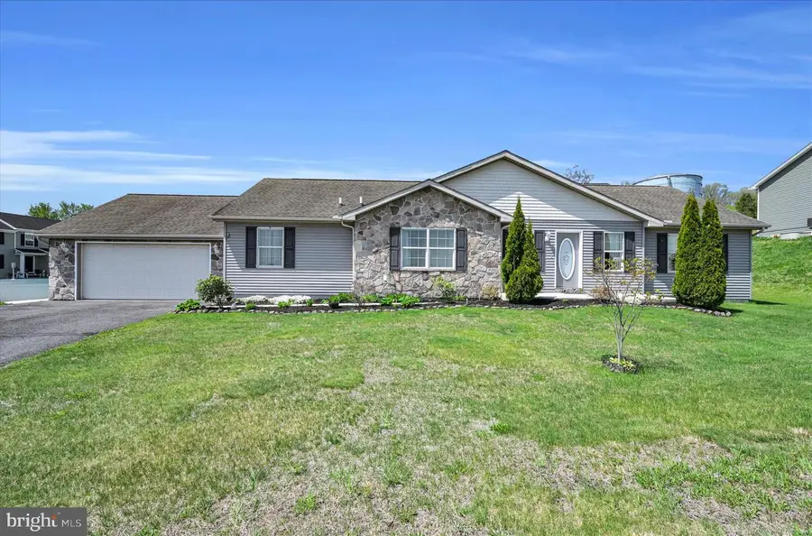 12 Hillside Vista Dr, Pine Grove, PA 17963 - #3