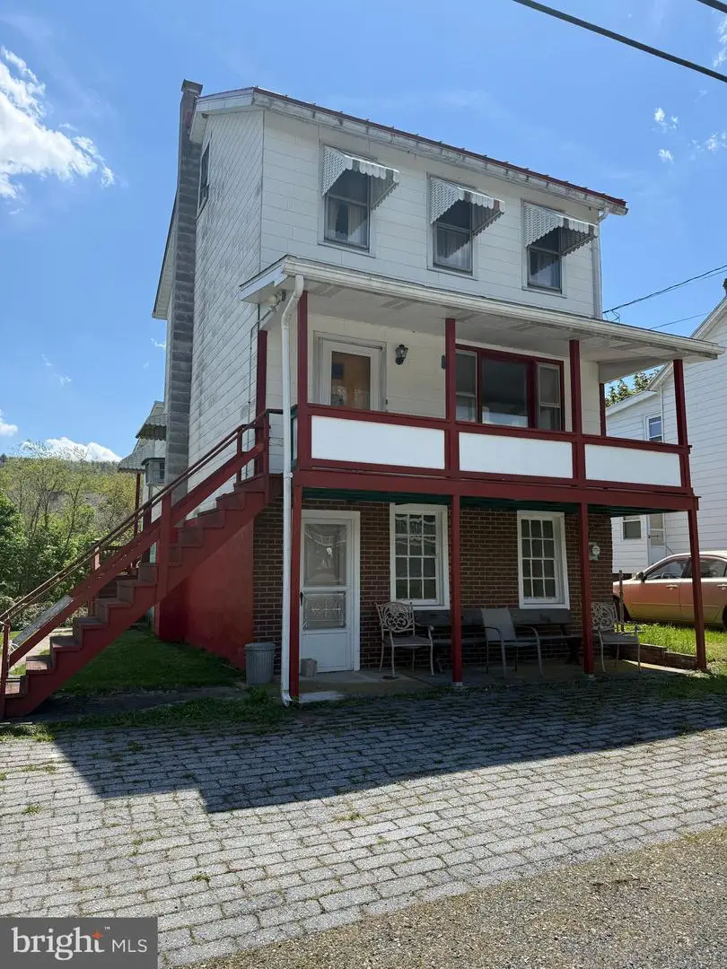 596 Old 209 Rd, Tamaqua, PA 18252 - #1