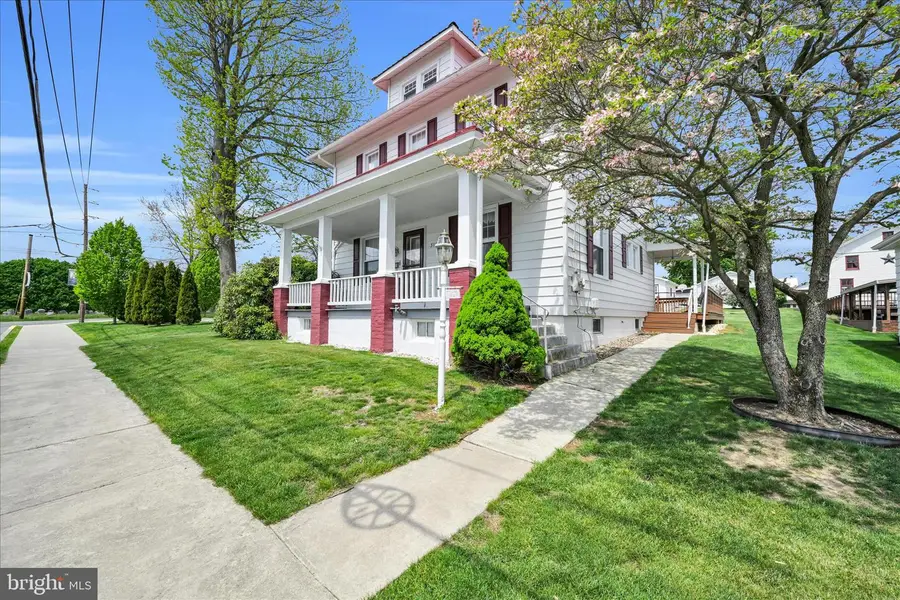316 W Independence St, Orwigsburg, PA 17961 - #3