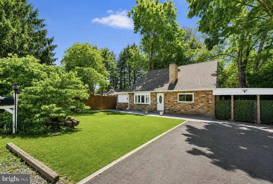 25 Carpenter St, Cressona, PA 17929 - #2