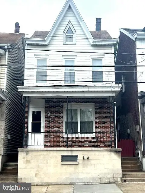 222 Dock St, Schuylkill Haven, PA 17972 - #1