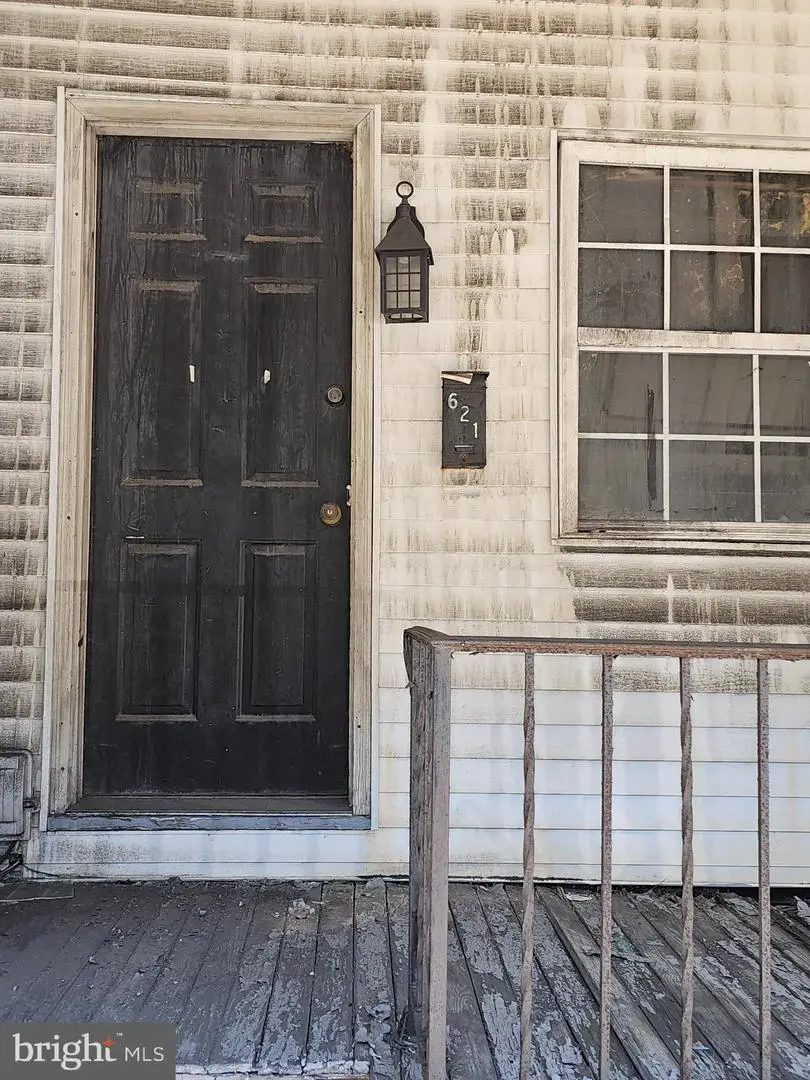 621 E Centre St, Mahanoy City, PA 17948 - #2