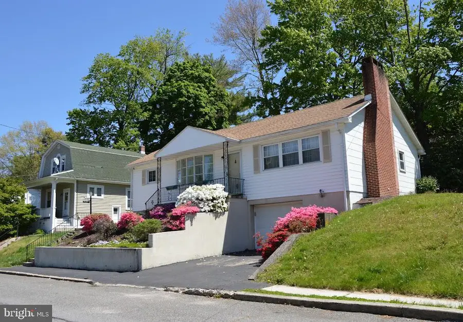 1825 S 2nd Ave, Pottsville, PA 17901 - #3