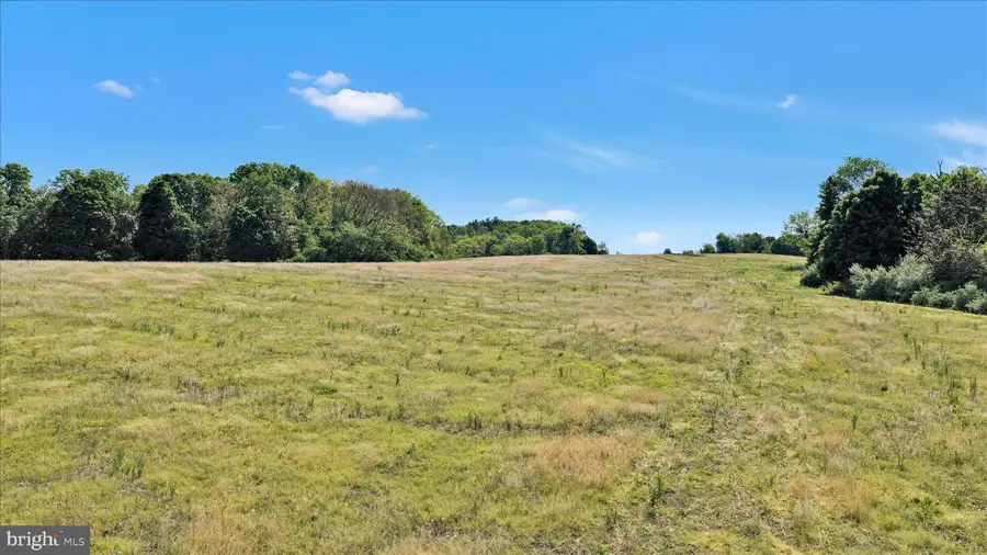 29 Rock Rd, Pine Grove, PA 17963 - #3