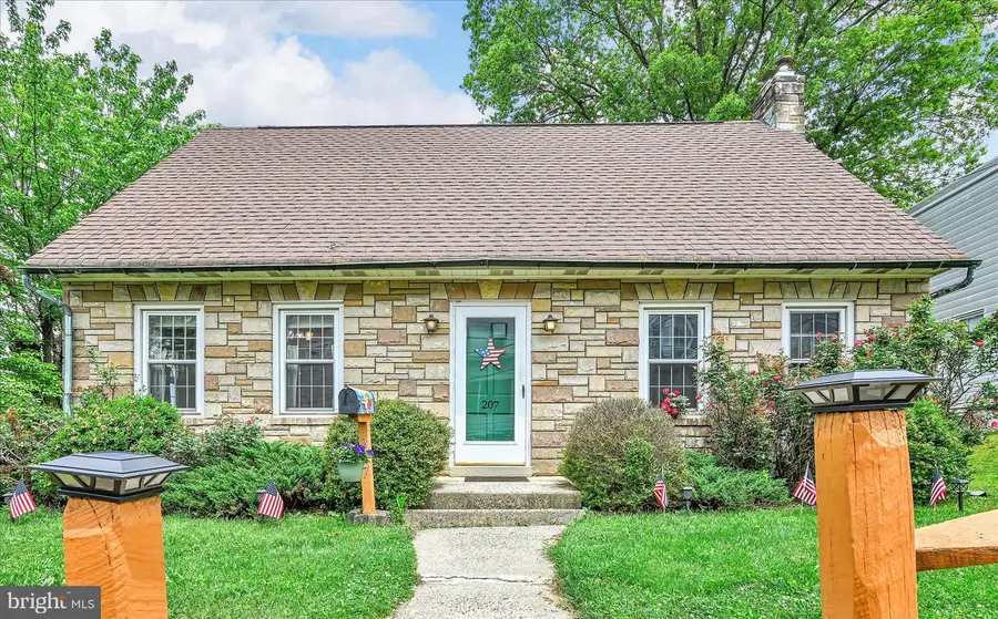 207 High St, Schuylkill Haven, PA 17972 - #2