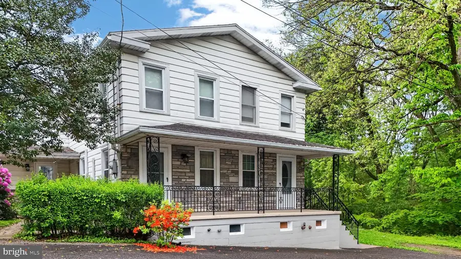 162 School St, Mary D, PA 17952 - #2