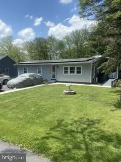 21 W Wyoming St, Tamaqua, PA 18252 - #1