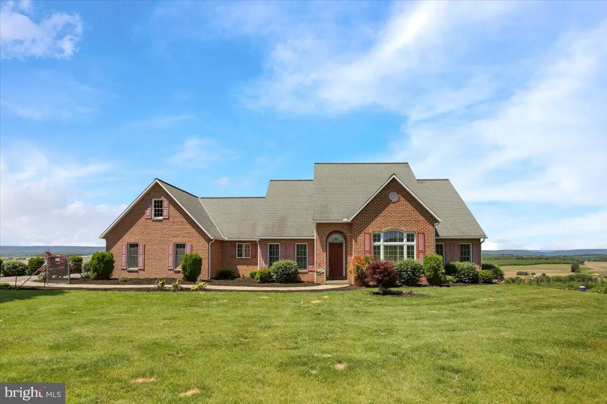 511 Summer Hill Rd, Schuylkill Haven, PA 17972 - #1