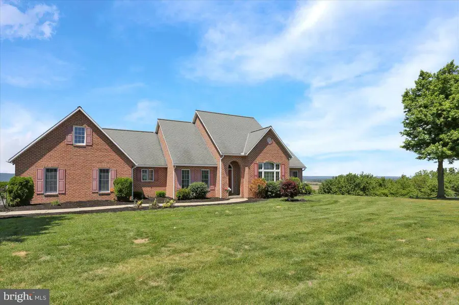 511 Summer Hill Rd, Schuylkill Haven, PA 17972 - #3