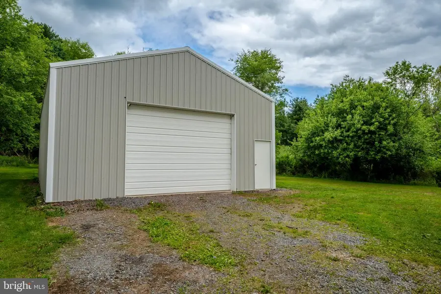 18 Ferndale Hill Dr, Union, PA 17985 - #2