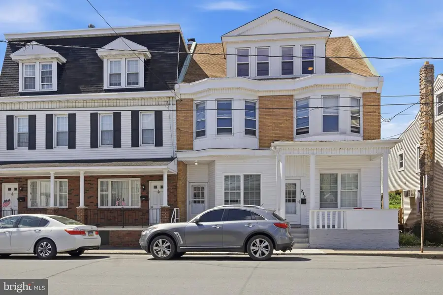 217-219 North St, Minersville, PA 17954 - #2