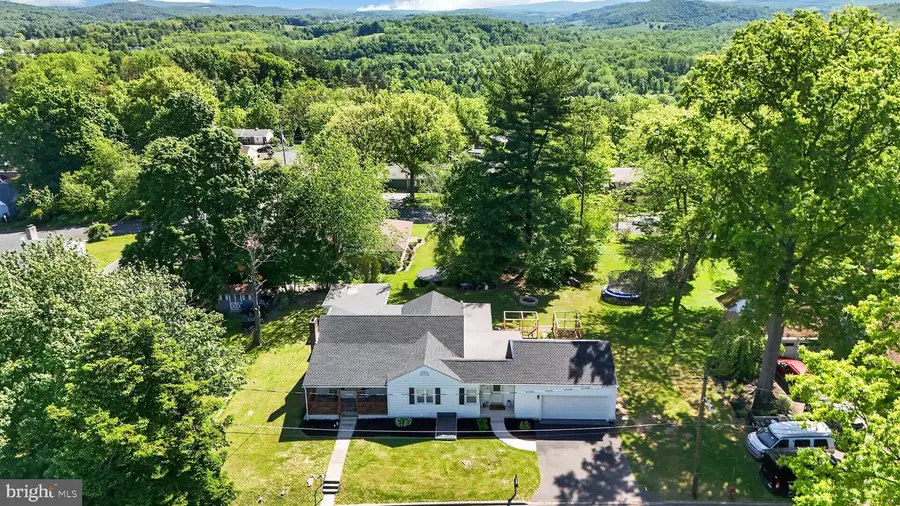 161 Avenue C, Schuylkill Haven, PA 17972 - #2