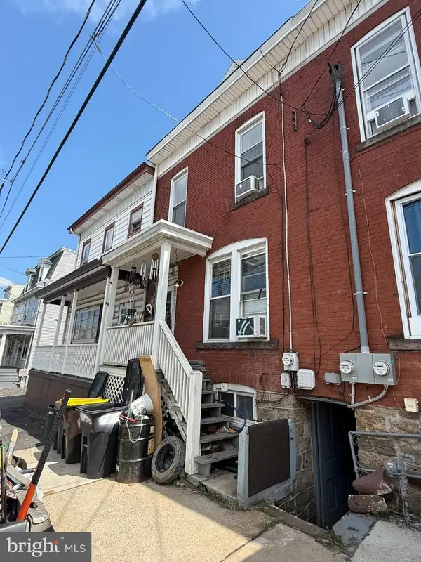 1645 W Market St, POTTSVILLE, PA 17901