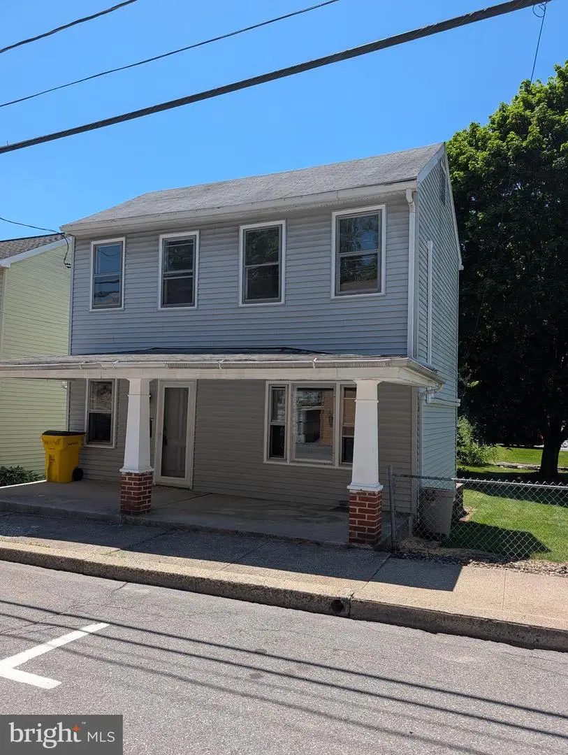 627 N Garfield Ave, Schuylkill Haven, PA 17972 - #1