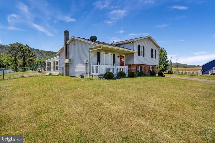 108 Hollow Rd, Ringtown, PA 17967 - #2