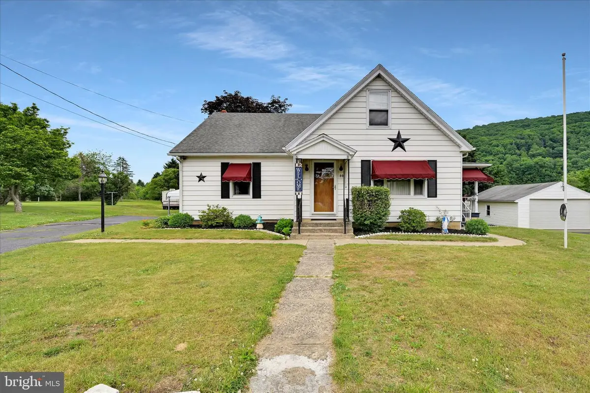 44 Meadow Dr, Schuylkill Haven, PA 17972 - #1