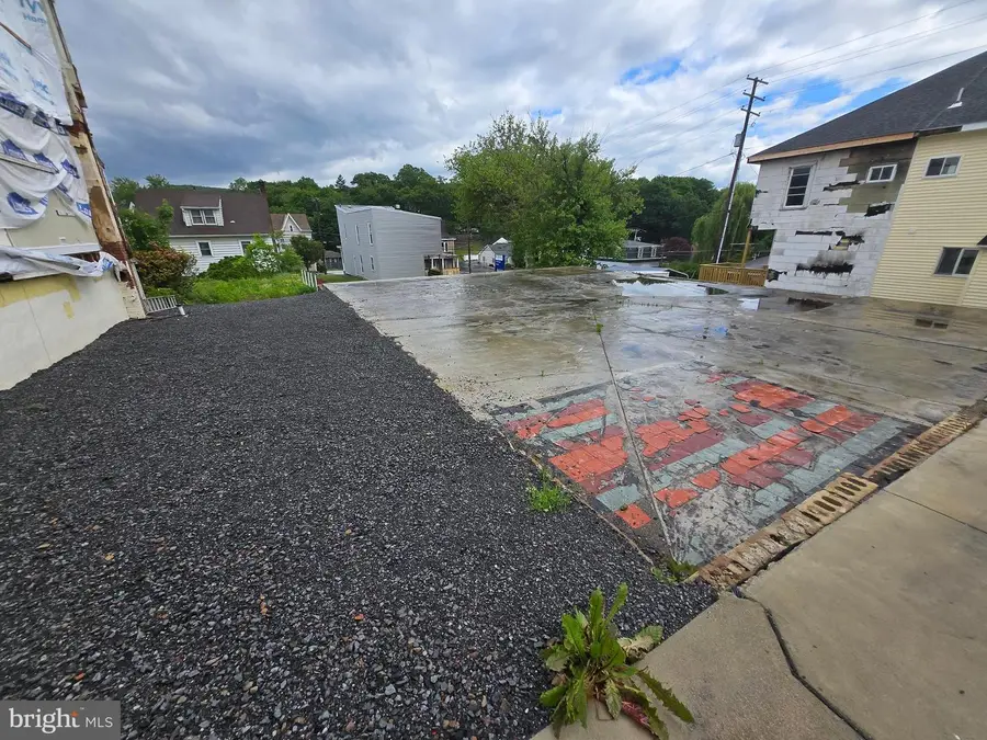 603 E Market St, Pottsville, PA 17901 - #3