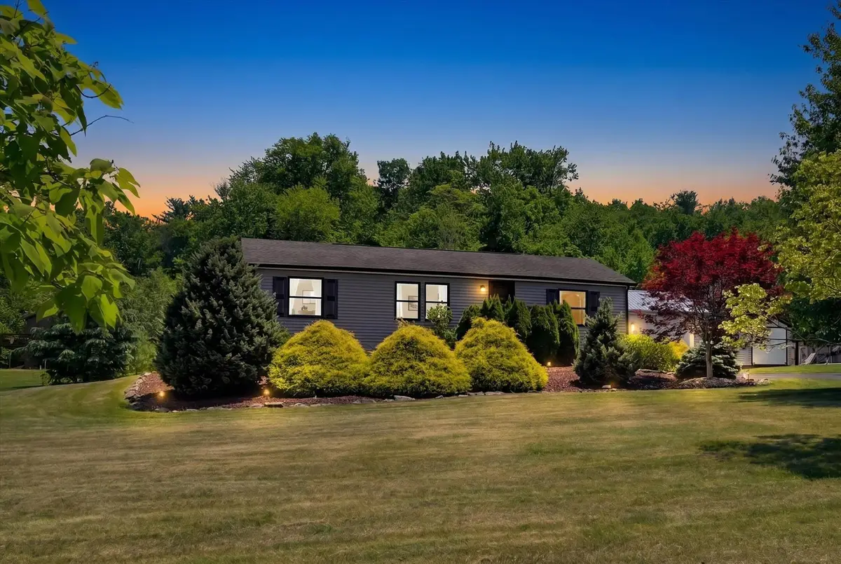 284 Blue Mountain Dr, New Ringgold, PA 17960 - #1