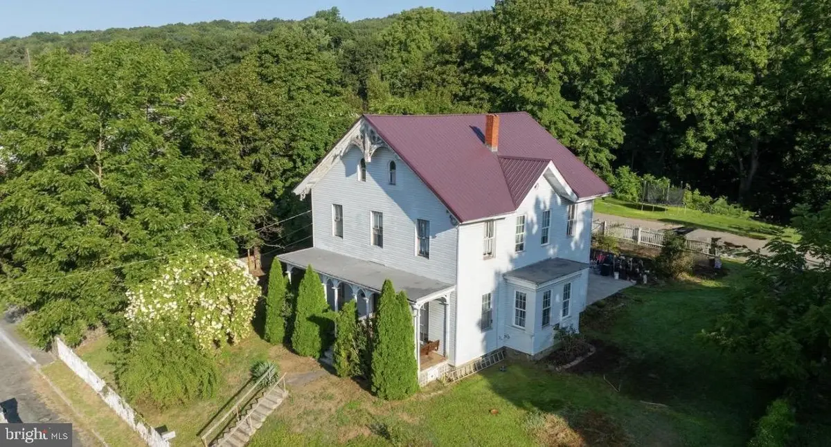 1107 Arch St, Ashland, PA 17921 - #1