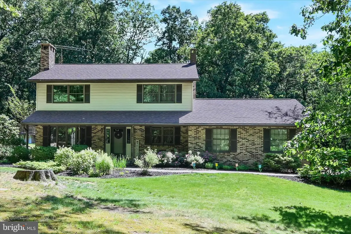 4 Ne Shue String Ln, Schuylkill Haven, PA 17972 - #1
