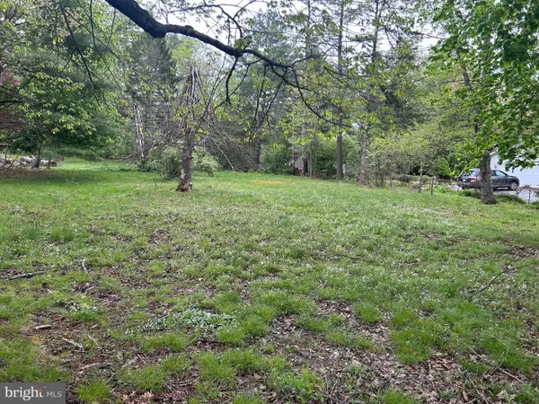 228 Laurel Rd., ORWIGSBURG, PA 17961
