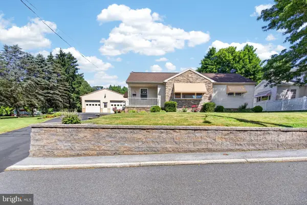 902 5th St, PORT CARBON, PA 17965