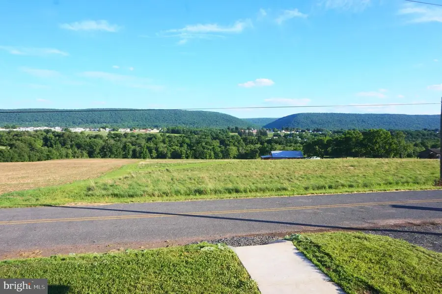 270 W Mountain Rd, Hegins, PA 17938 - #2