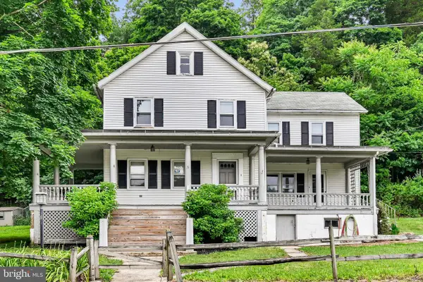 15 Rock Rd, PINE GROVE, PA 17963