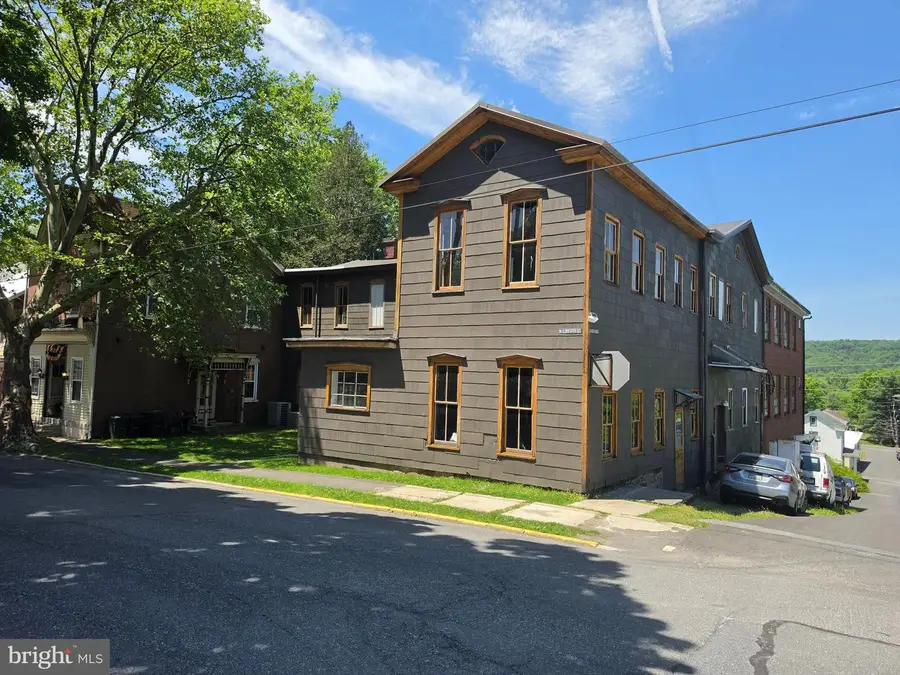 137 N Liberty St, Orwigsburg, PA 17961 - #2
