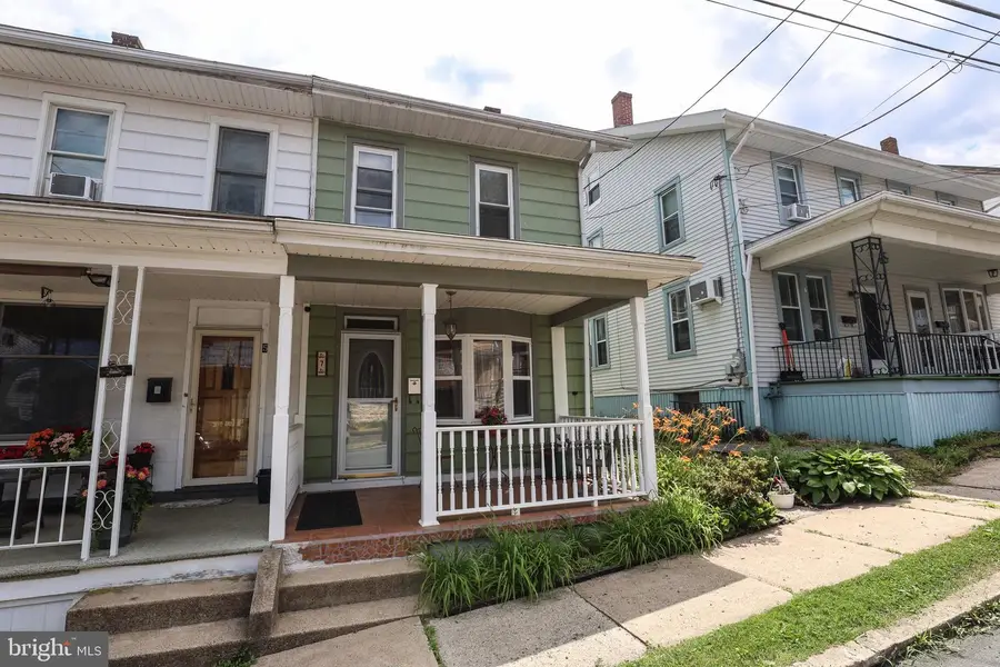 7 Cherry St, Pine Grove, PA 17963 - #3