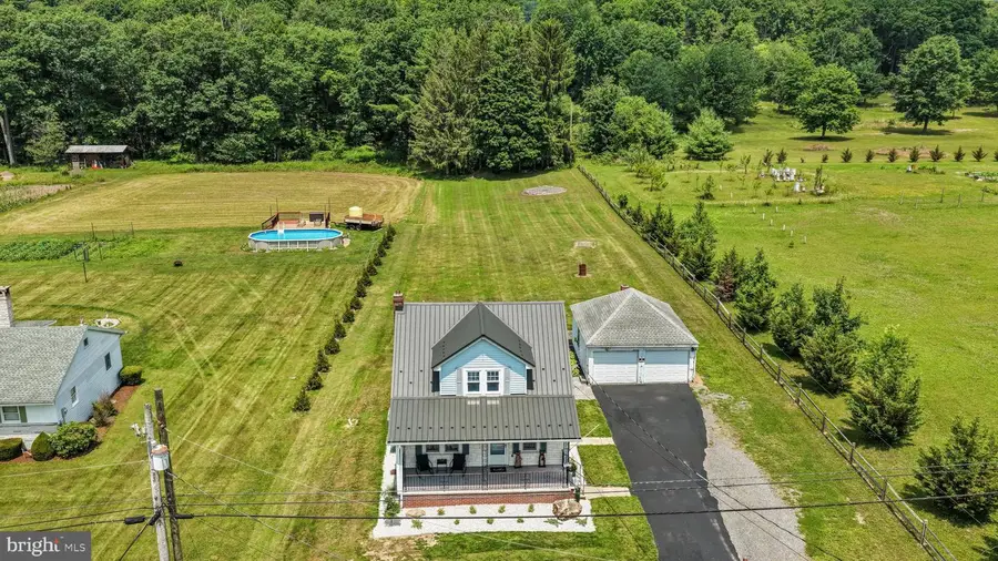 947 Deep Creek Rd, Ashland, PA 17921 - #3
