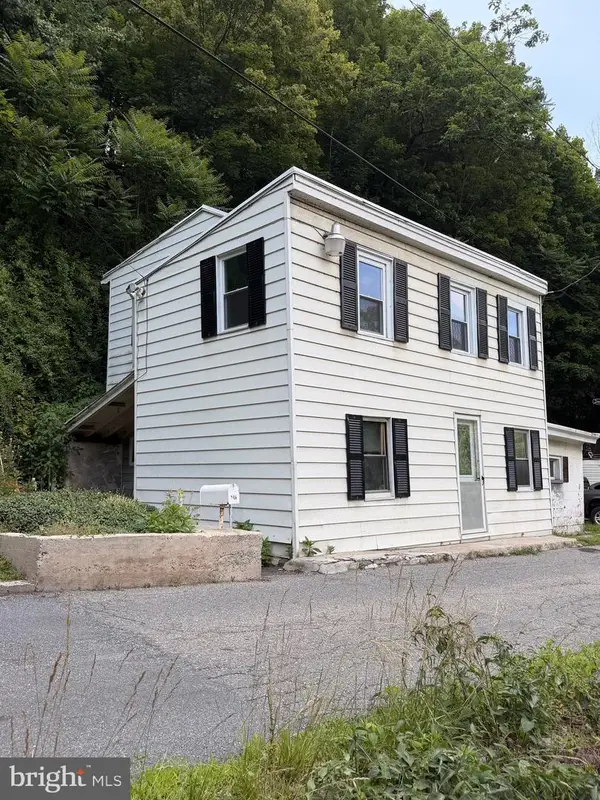 966 S Centre St, POTTSVILLE, PA 17901