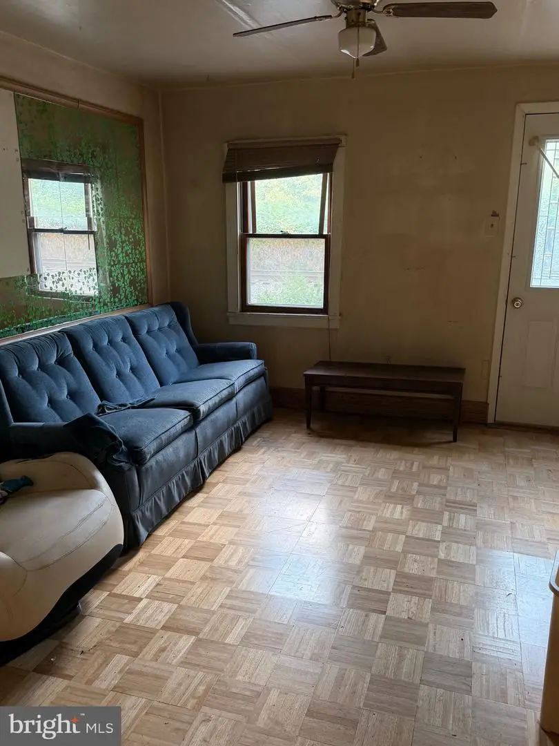 966 S Centre St, Pottsville, PA 17901 - #3